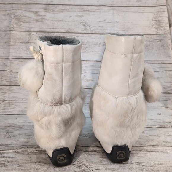Manitobah Mukluks White Rabbit Fur Leather Winter Boots – Women’s Size 6 - Picture 6 of 14